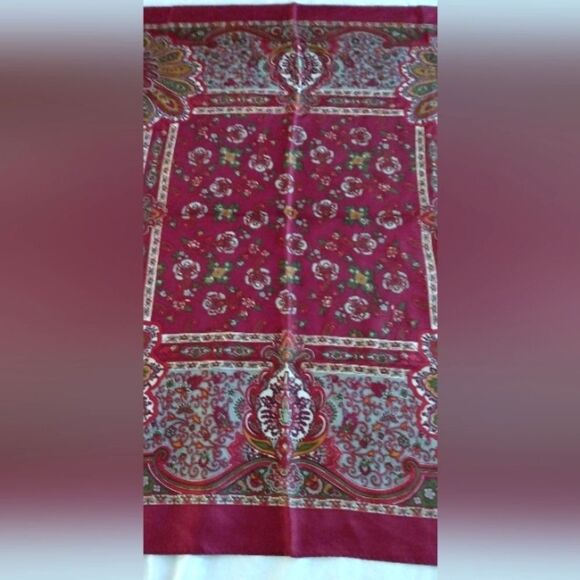 Vintage 💯 Silk Scarf William Morris Style Paisley Red & Gold - Picture 4 of 16